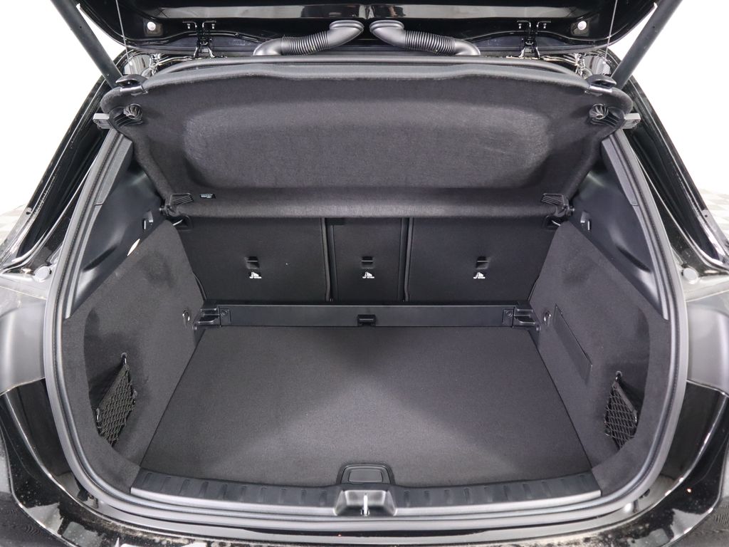 Thumbnail: 2025 Mercedes-Benz GLA - 28