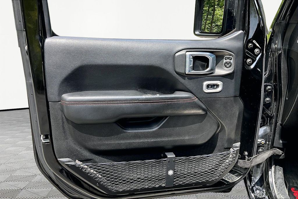 Used 2018 Jeep Wrangler SUV