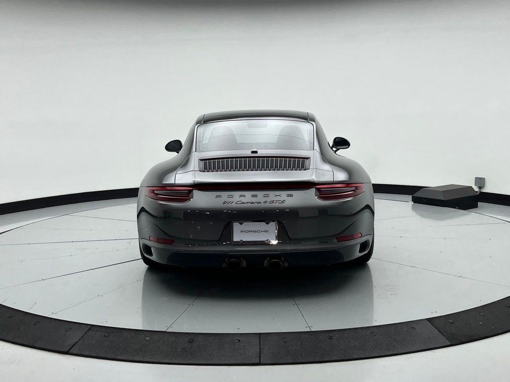 2019 Porsche 911 Carrera 4S 8