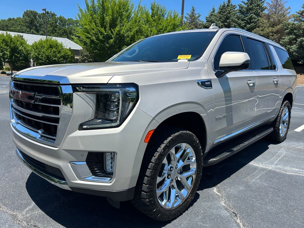 Brown (Pearl Beige Metallic) 2021 GMC Yukon XL SLT 4WD SUV / Crossover Four-Wheel Drive