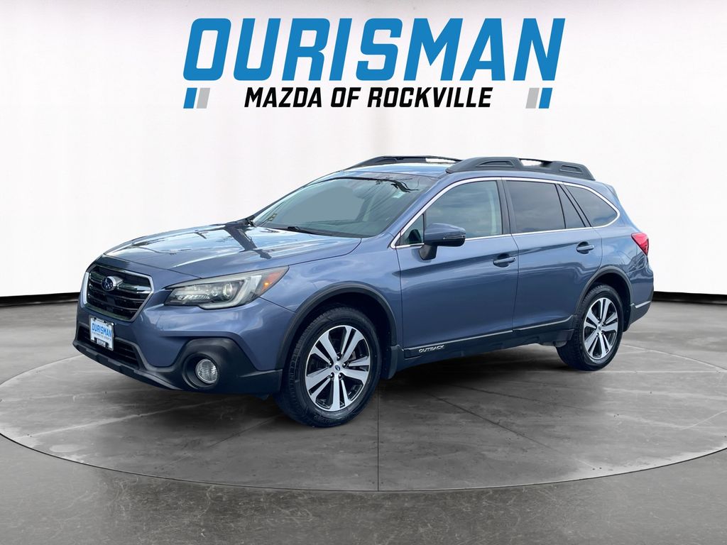 2018 Subaru Outback 2.5i photo 2