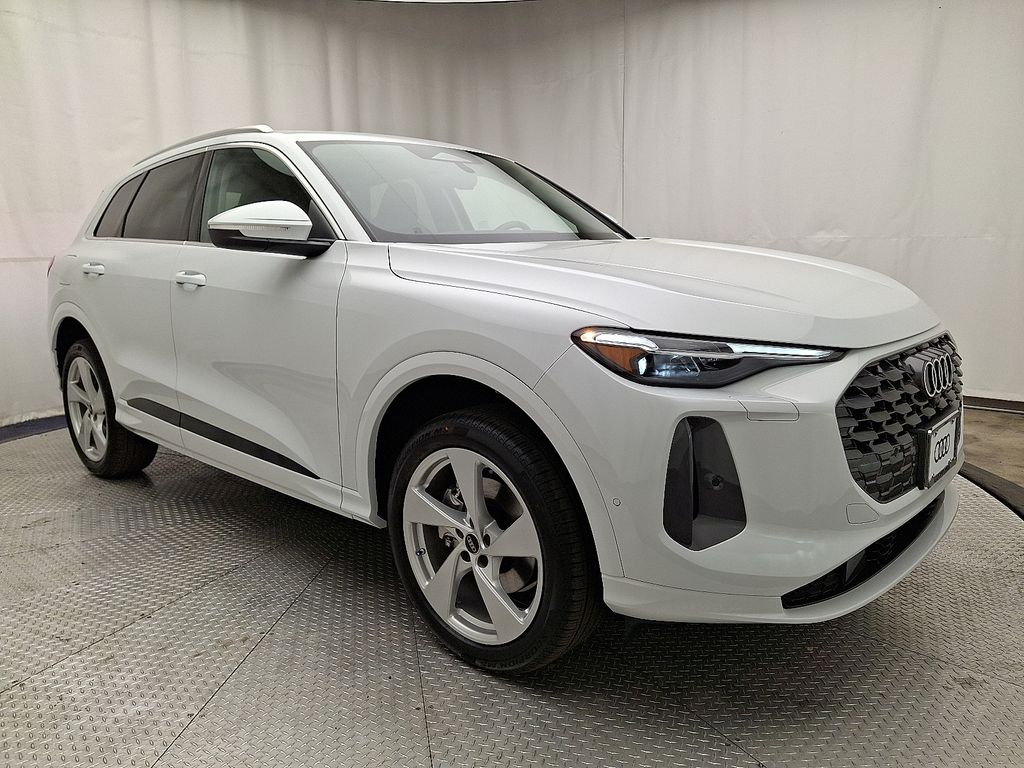 Thumbnail: 2026 Audi Q5 - 2