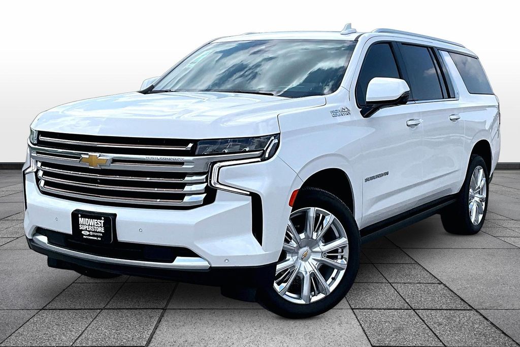Pearl 2023 Chevrolet Suburban High Country 4WD SUV / Crossover Four-Wheel Drive