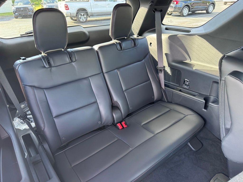 FordExplorer28