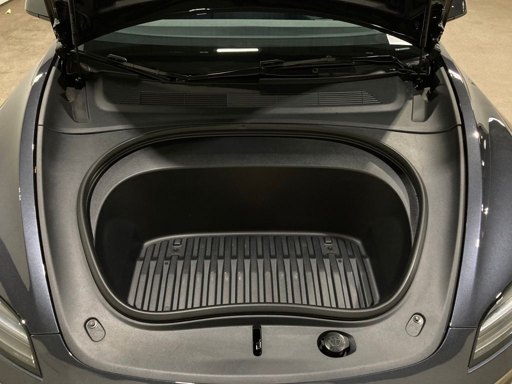 2025 Tesla Model 3 Long Range Rear-Wheel Drive