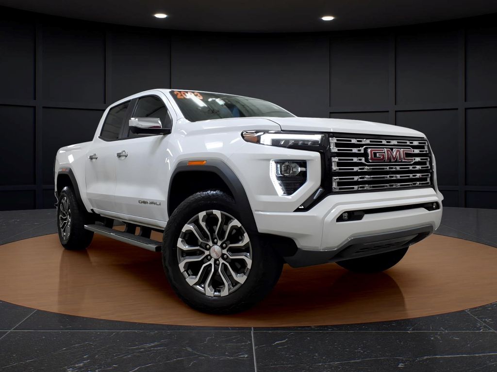 Summit White 2023 GMC Canyon Denali Crew Cab 4WD Pickup Truck Four-Wheel Drive 8-Speed Automatic