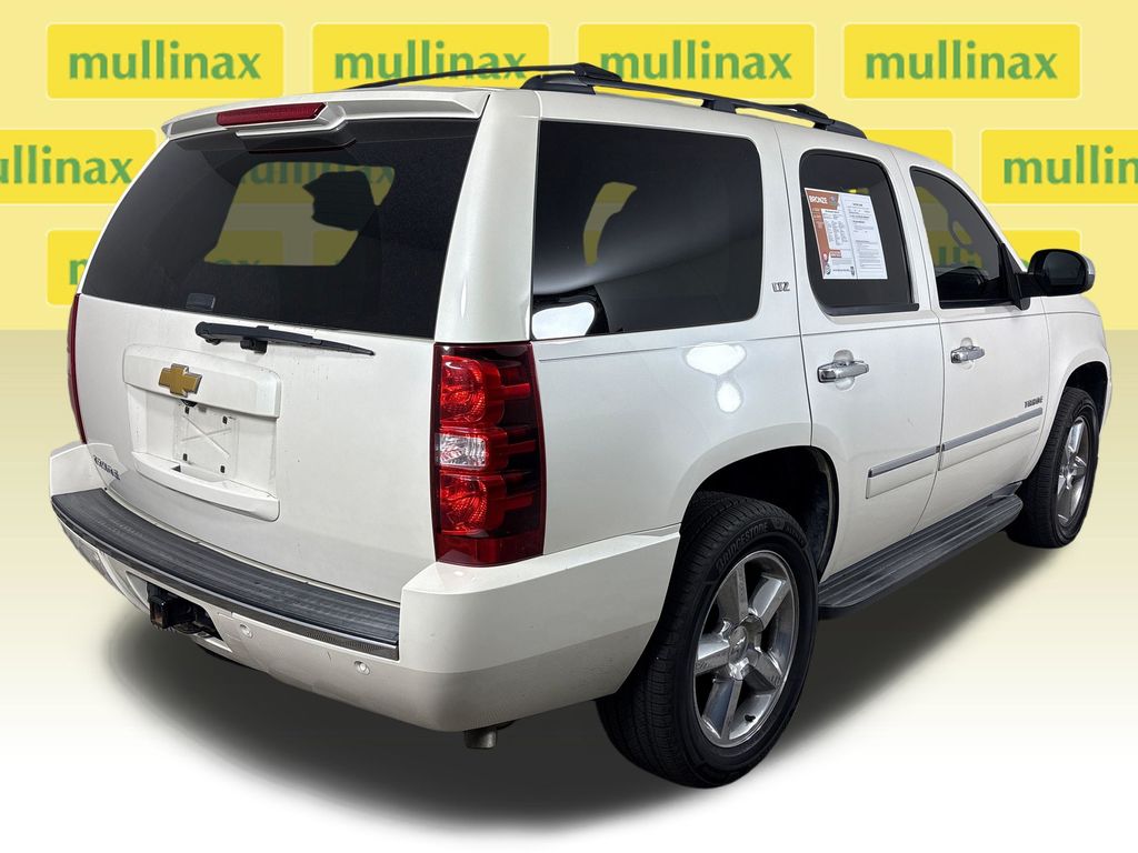 Used 2013 White Chevrolet LTZ image 4