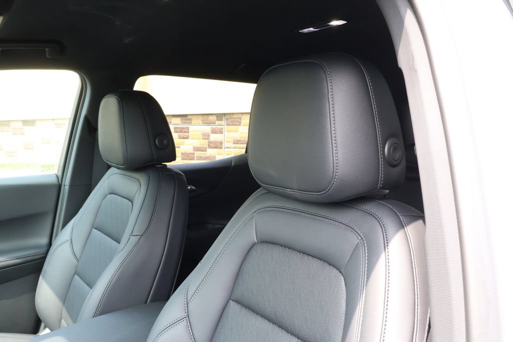 Thumbnail: 2027 Chevrolet Equinox - 15