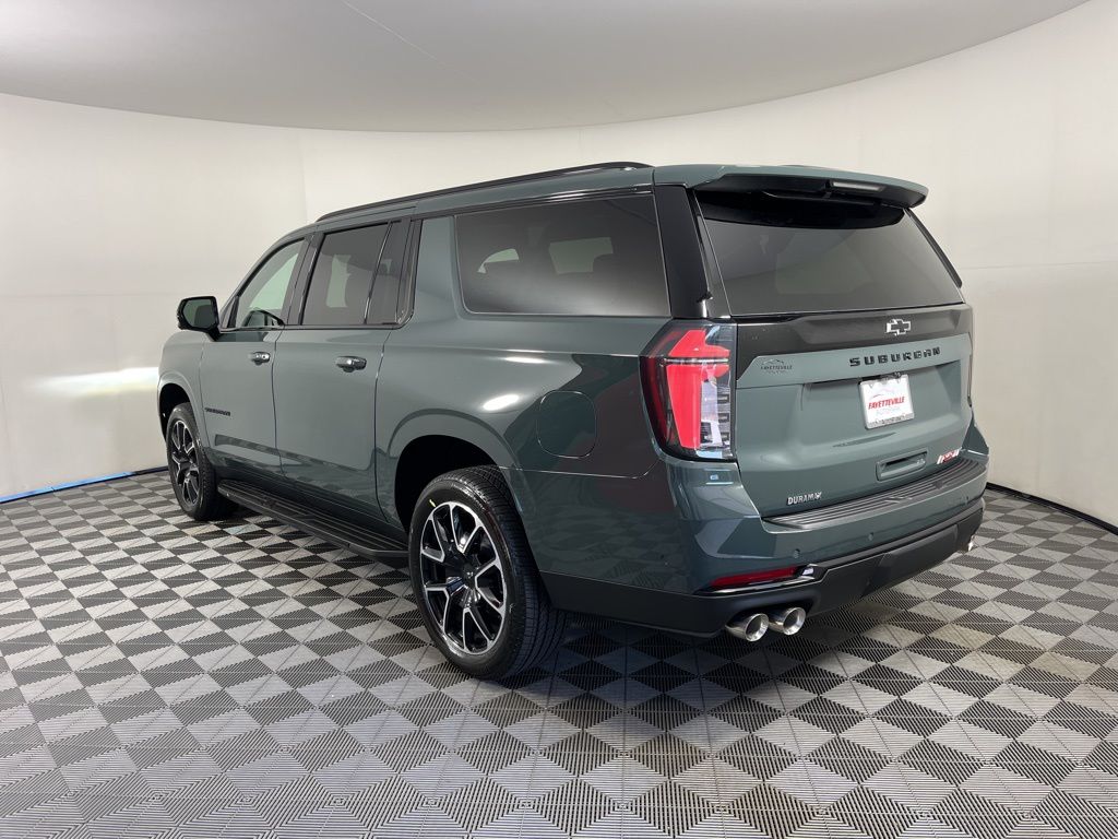 2025 Chevrolet Suburban RST 3