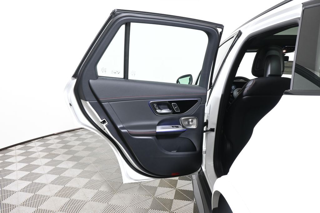 Thumbnail: 2027 Mercedes-Benz GLC - 29