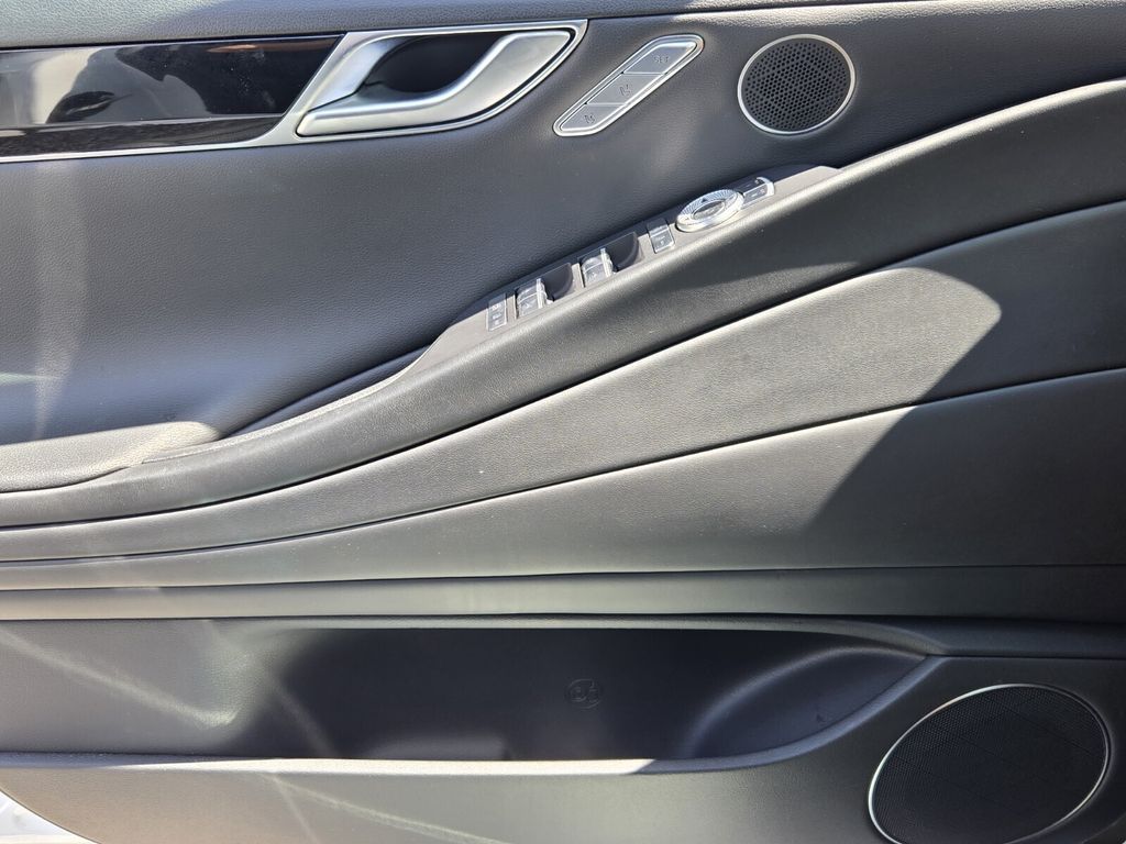 2023 Genesis G80 - $33,999