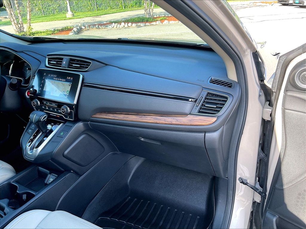 2017 Honda CR-V — photo 13