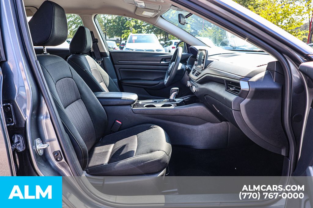 Used 2024 Gray Nissan 2.5 SV image 20