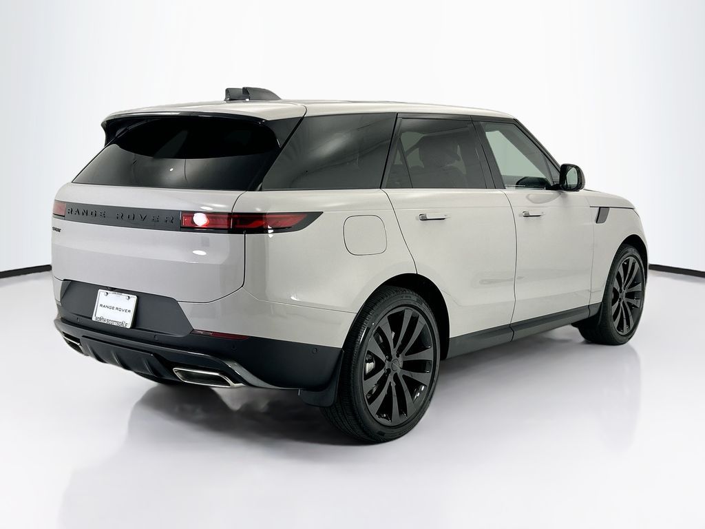 Thumbnail: 2026 Land Rover Range Rover Sport - 5