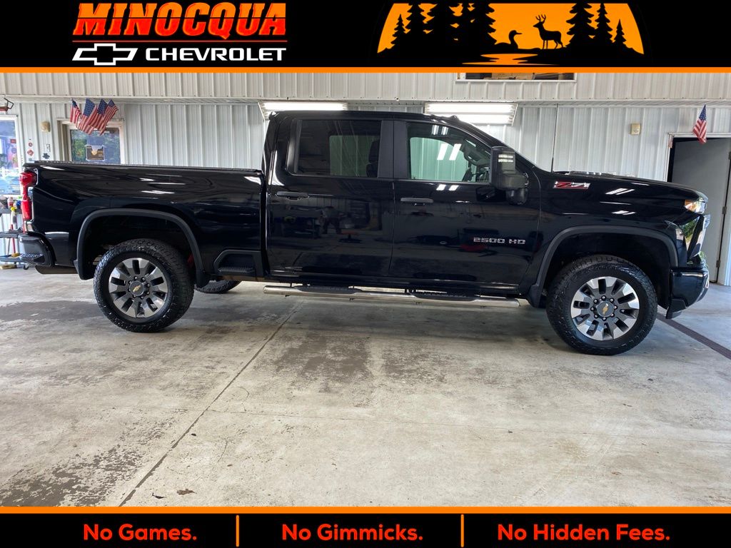  2024 Chevrolet Silverado 2500HD Custom Crew Cab 4WD   