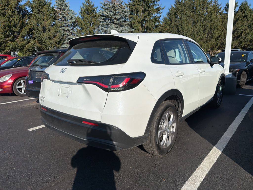 Thumbnail: 2023 Honda HR-V - 3