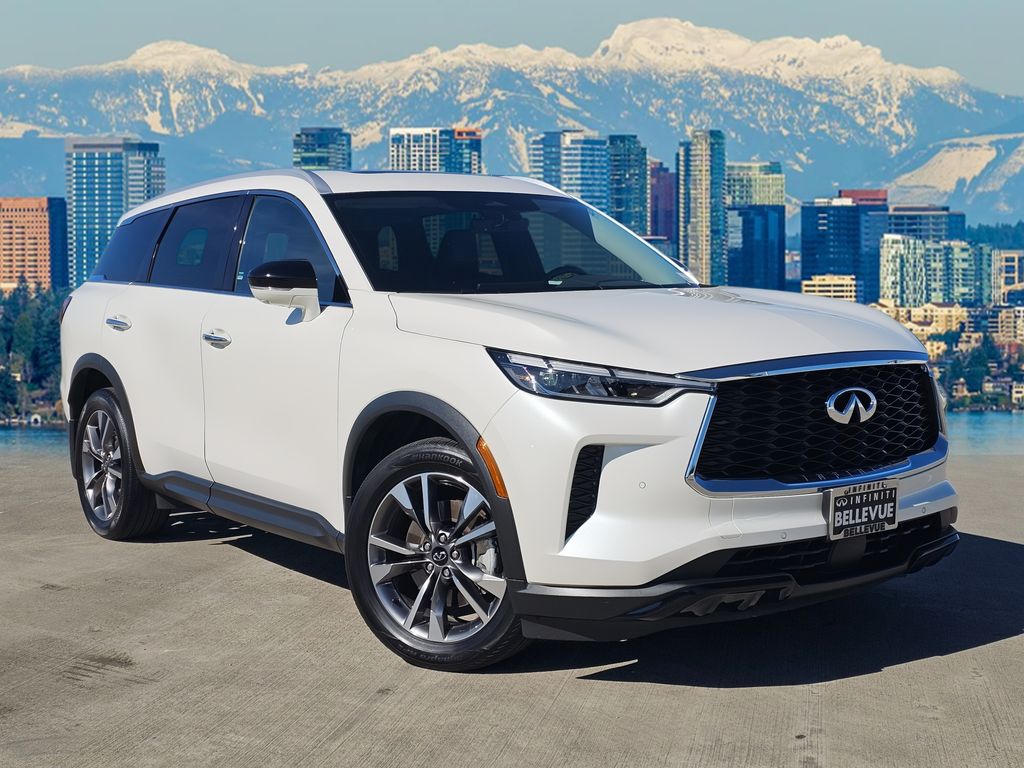 2023 INFINITI QX60 Luxe AWD