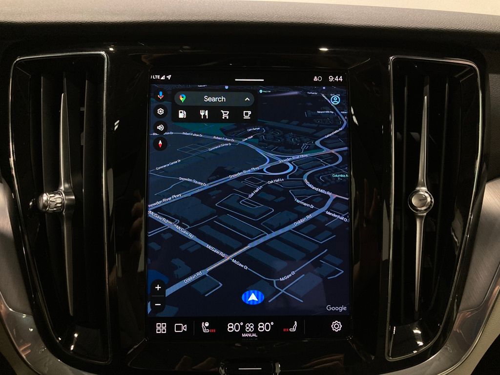 2024 Volvo S60 B5 Core Dark Theme