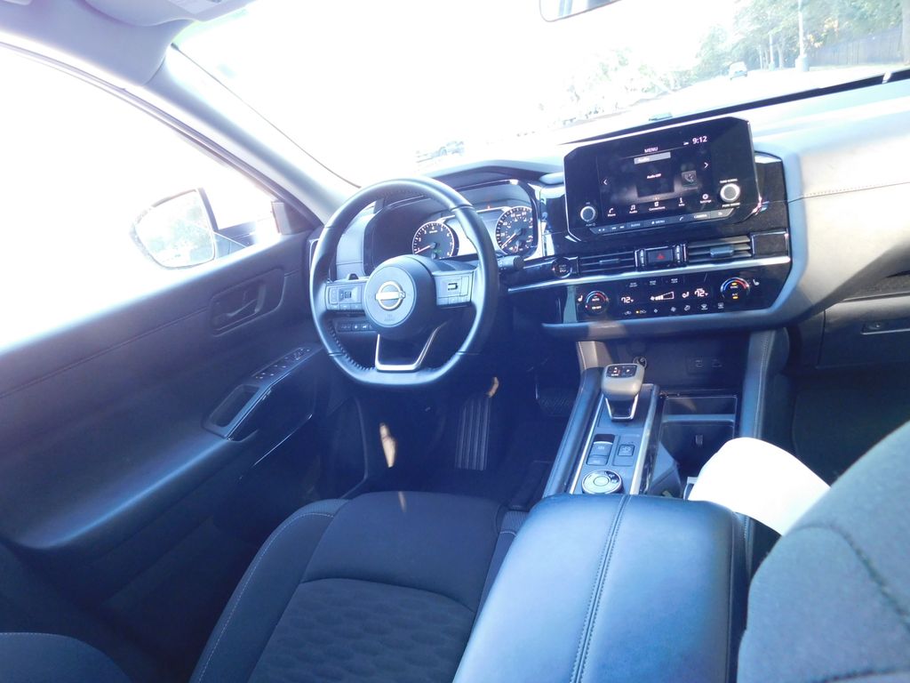 Thumbnail: 2025 Nissan Pathfinder - 6