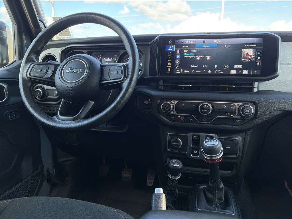 Used 2025 Jeep Wrangler SUV