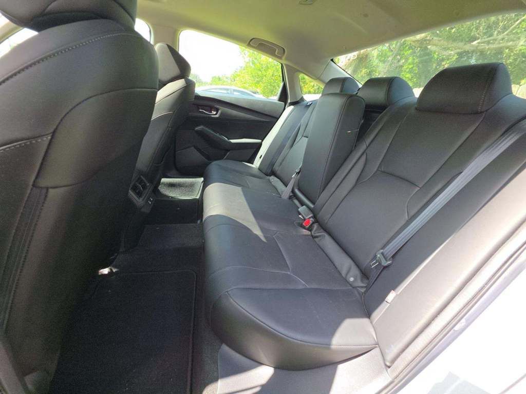 Used 2023 Gray Honda EX-L image 7