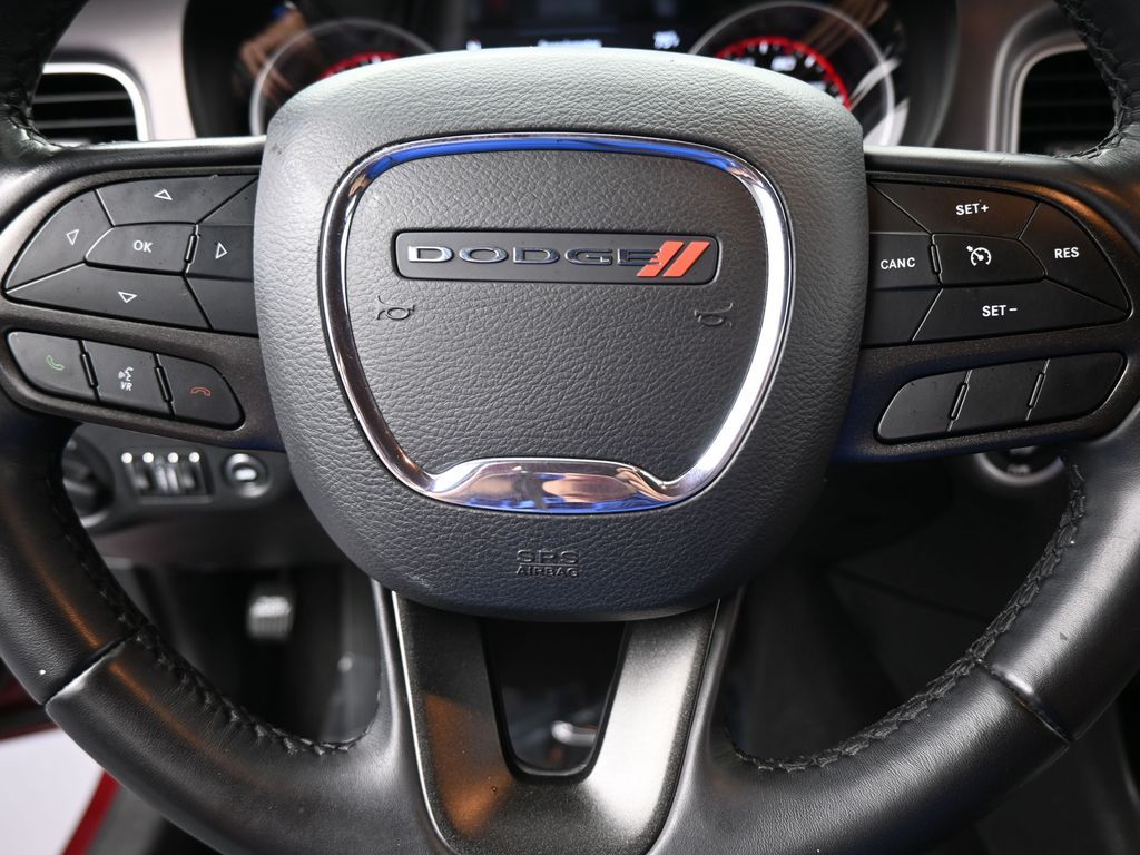 Used 2023 Octane Red Pearlcoat Dodge SXT image 27