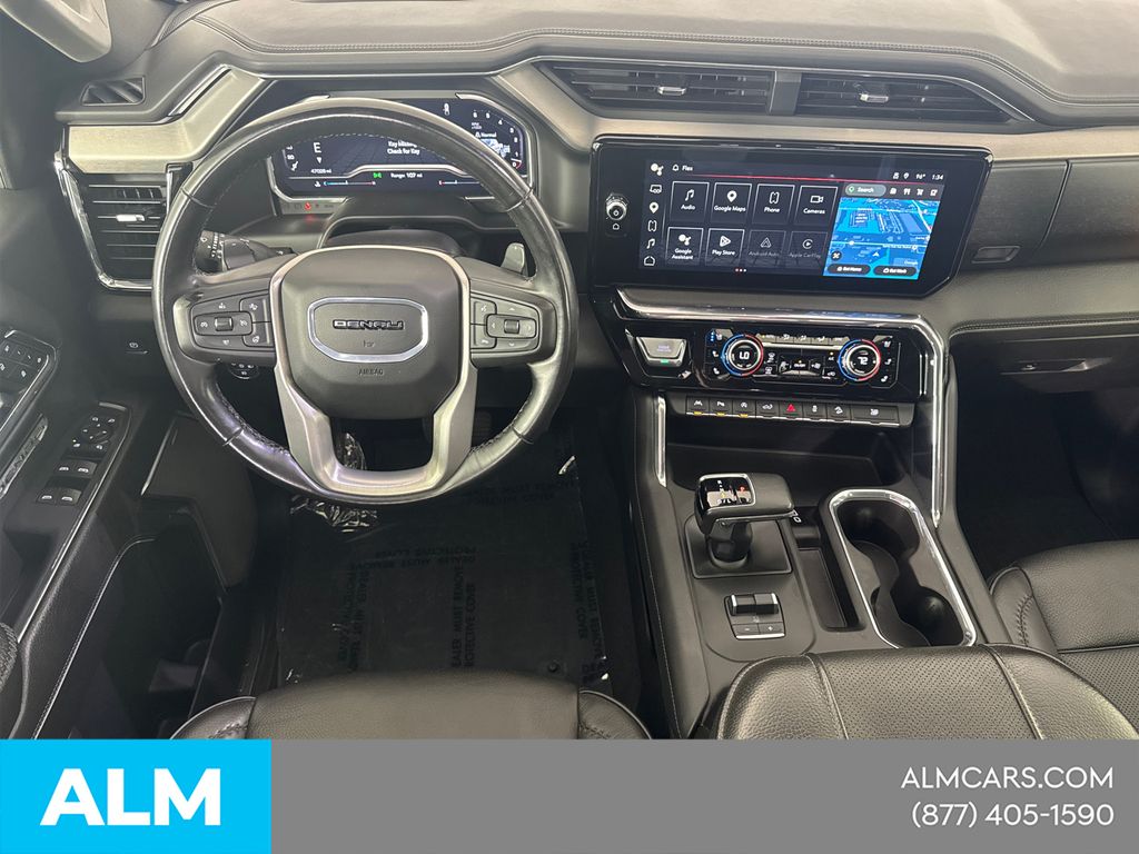 Used 2024 White GMC Denali image 26
