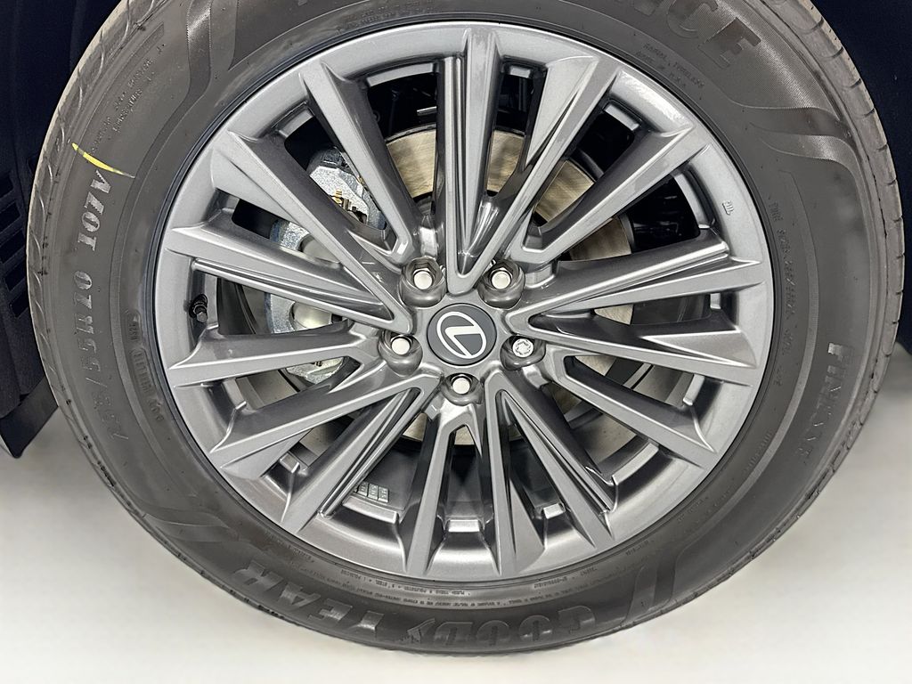 Thumbnail: 2026 Lexus TX - 32