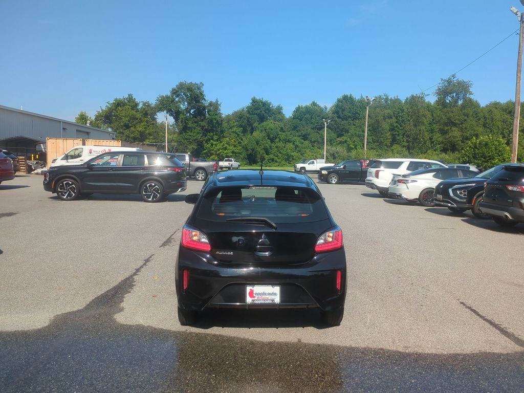 2024 Mitsubishi Mirage ES
