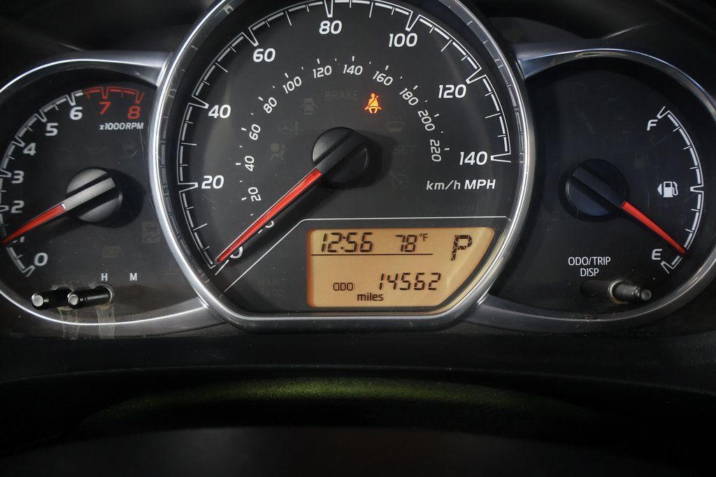 2018 Toyota Yaris L 17