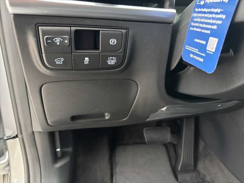 New 2026 Silver Hyundai Limited image 18