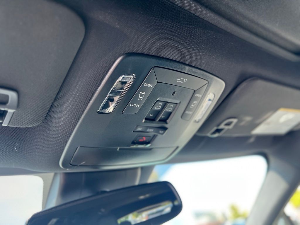 Used 2026 Toyota Sienna Van