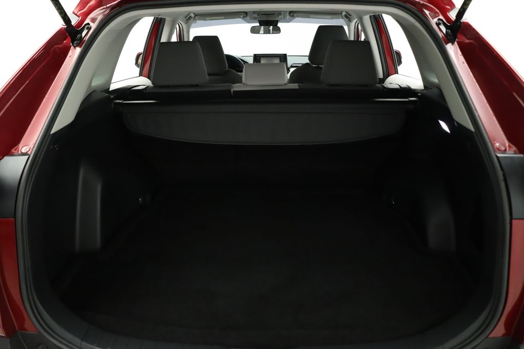 2022 Toyota RAV4 XLE 22