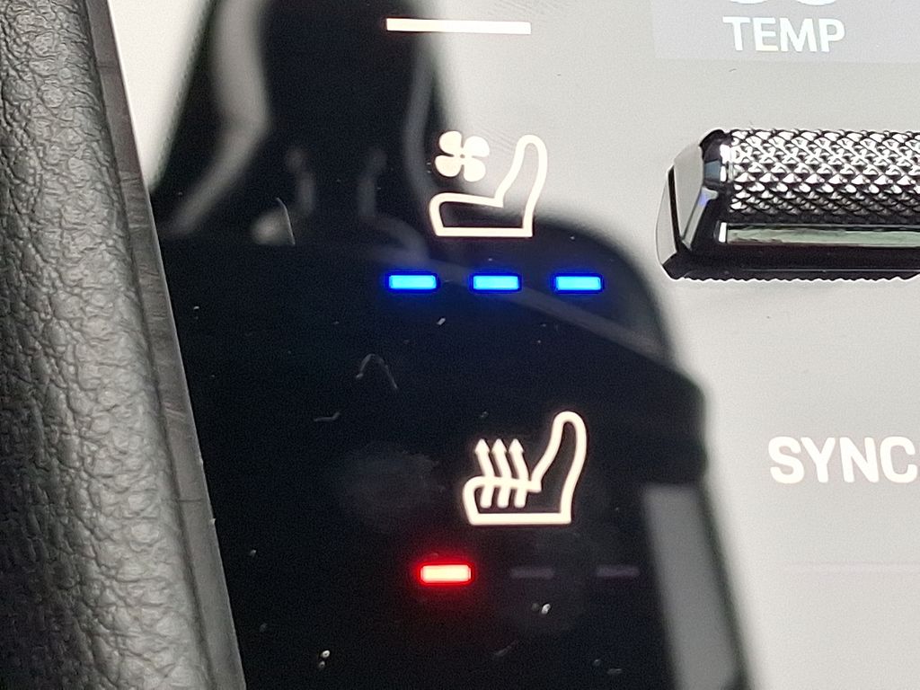 Thumbnail: 2025 Porsche  - 26