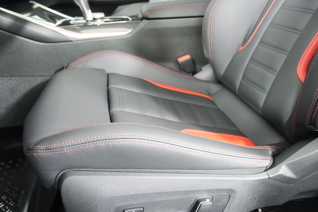 Thumbnail: 2026 BMW M2 - 9