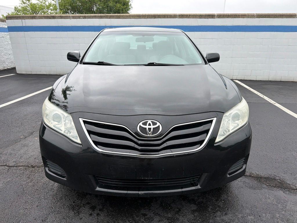 Thumbnail: 2011 Toyota Camry - 8