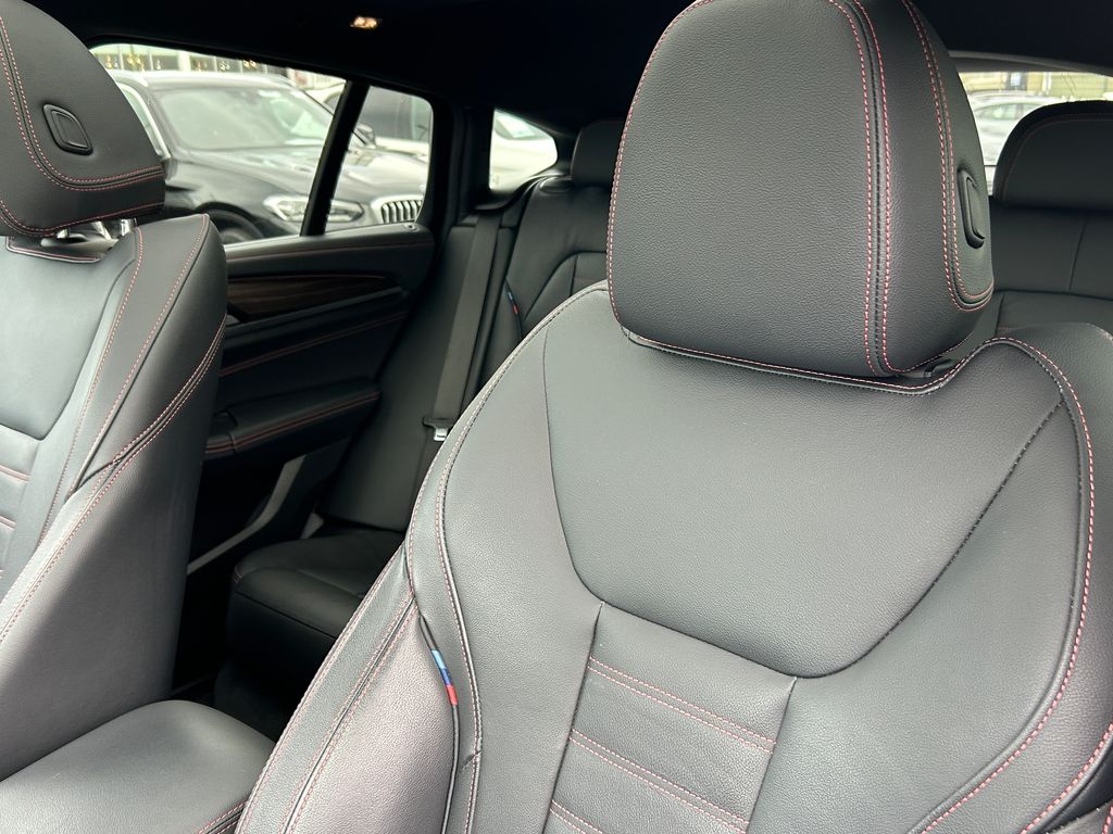 Thumbnail: 2020 BMW X4 - 14