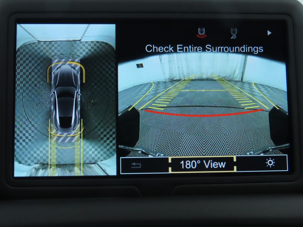 Thumbnail: 2019 Aston Martin DB11 - 16