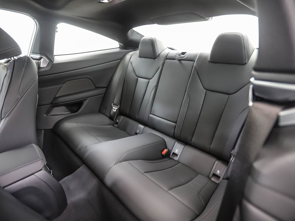 Thumbnail: 2026 BMW 4 Series - 19