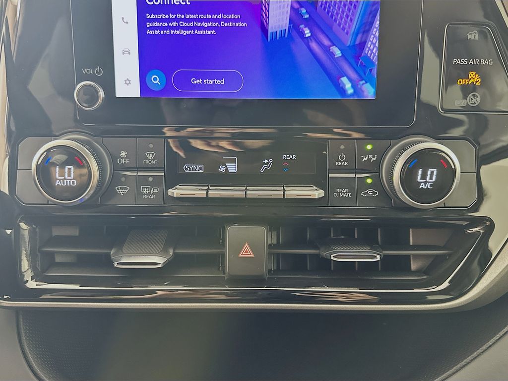 2024 Toyota Highlander LE 15