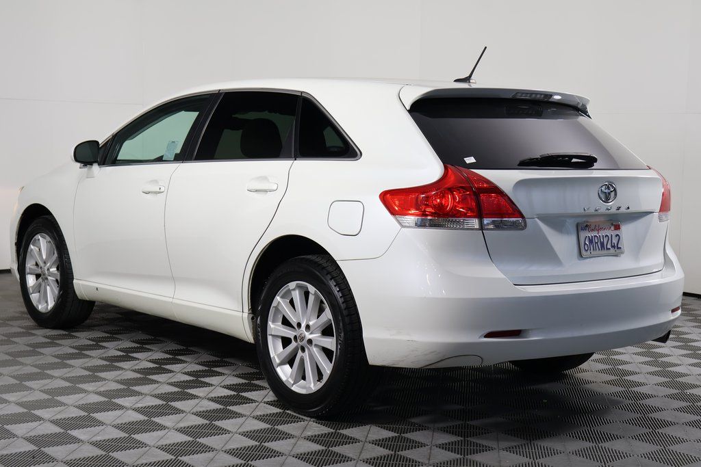 Thumbnail: 2011 Toyota Venza - 6