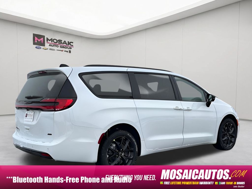 2026 Chrysler Pacifica