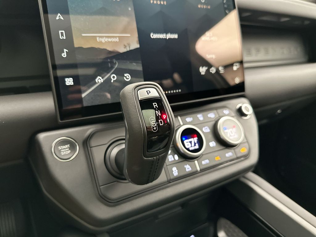 Thumbnail: 2026 Land Rover Defender - 12