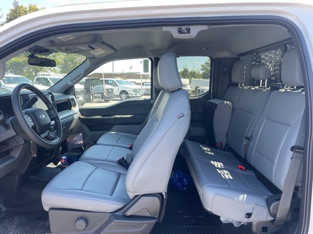 2025 Ford F-550 Chassis XL