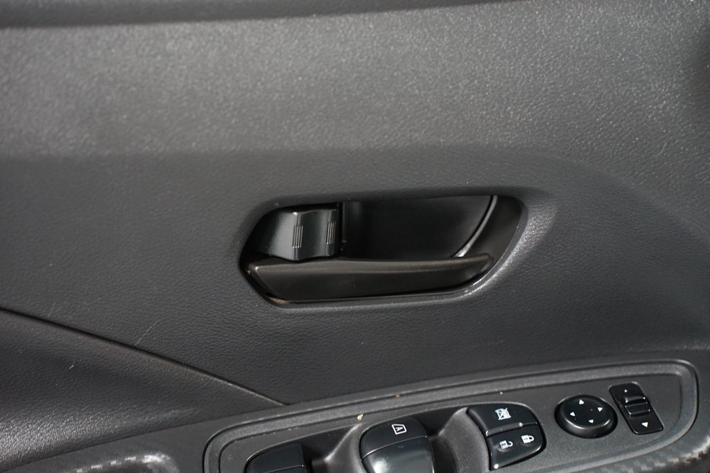 Thumbnail: 2020 Nissan Versa - 28