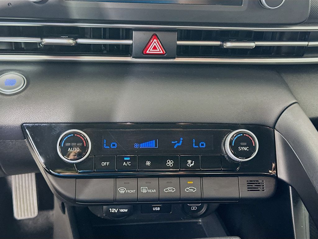 Thumbnail: 2023 Hyundai Elantra - 15