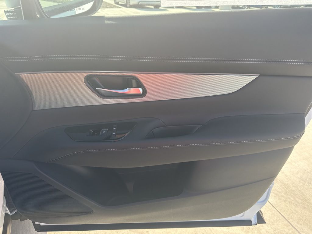 2025 Everest White Pearl Tricoat Nissan Murano SL AWD SUV