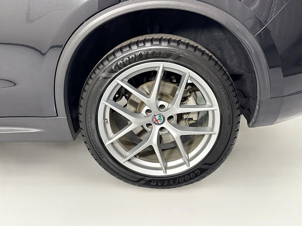Thumbnail: 2018 Alfa Romeo Stelvio - 31