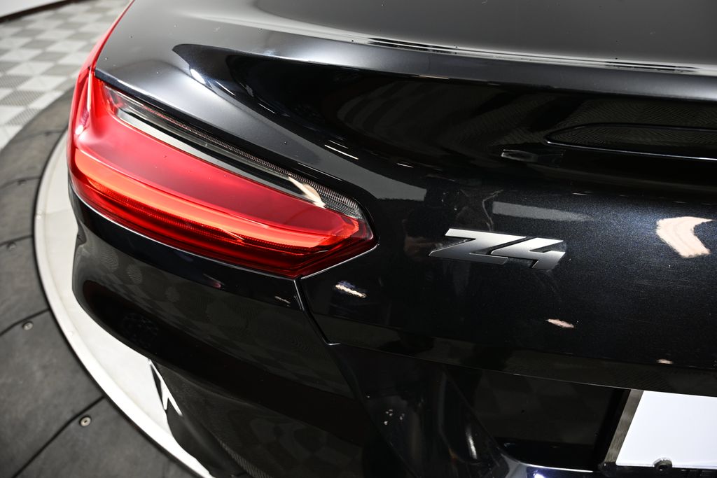 Thumbnail: 2024 BMW Z4 - 19
