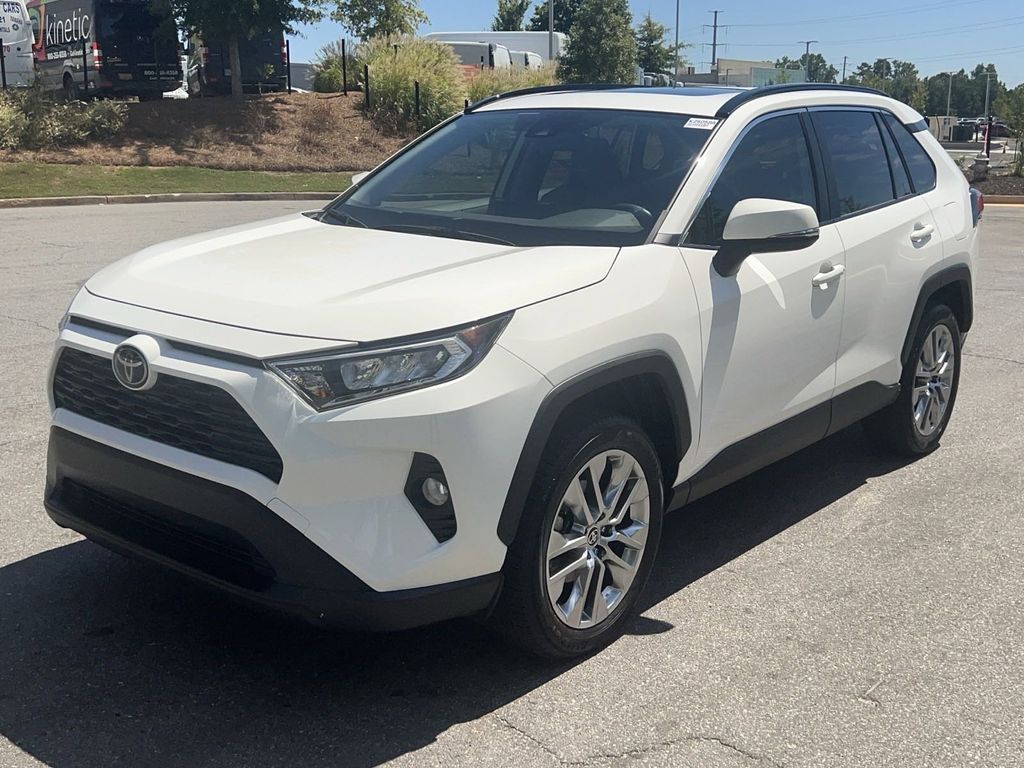 2020 Toyota RAV4 XLE Premium 4